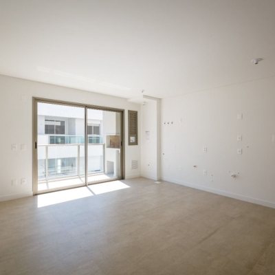 Apartamentos com 96m², 2 quartos, 2 suítes, 2 garagens, no bairro João Paulo em Florianópolis