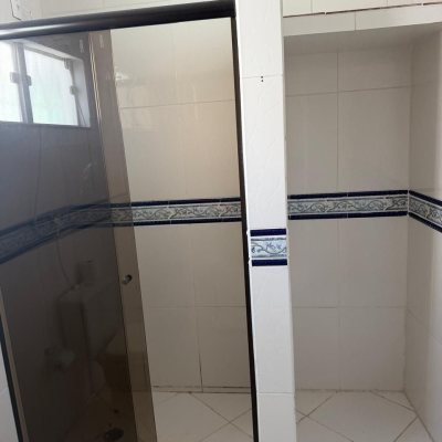 Casa Residencial com 160m², 2 quartos, 2 garagens, no bairro Balneário em Florianópolis