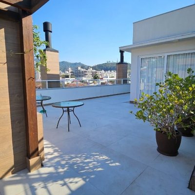 Apartamentos com 42m², 1 quarto, 2 garagens, no bairro Córrego Grande em Florianópolis