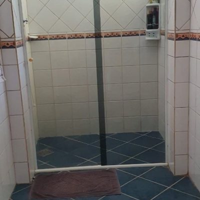 Casa Residencial com 220m², 5 quartos, 2 suítes, 2 garagens, no bairro Itaguaçu em Florianópolis