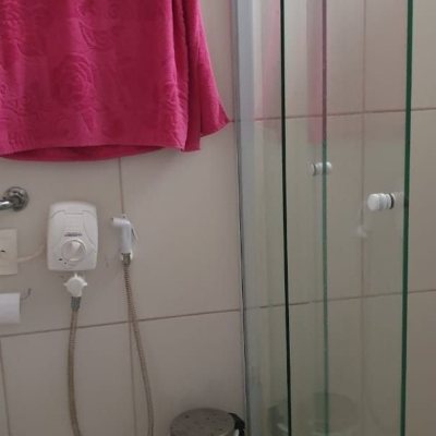 Casa Residencial com 220m², 5 quartos, 2 suítes, 2 garagens, no bairro Itaguaçu em Florianópolis