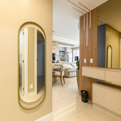 Apartamentos com 95m², 3 quartos, 1 suíte, 2 garagens, no bairro Itacorubi em Florianópolis