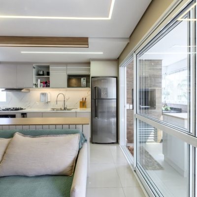 Apartamentos com 95m², 3 quartos, 1 suíte, 2 garagens, no bairro Itacorubi em Florianópolis