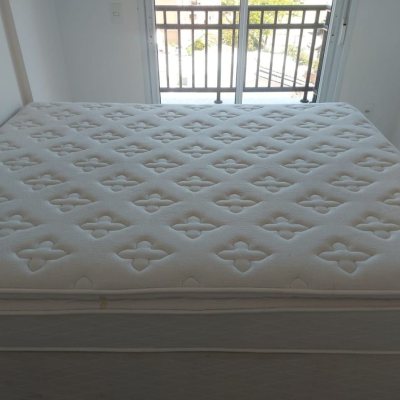 Apartamentos com 76m², 2 quartos (sendo 1 suíte), 2 garagens, no bairro Carvoeira em Florianópolis