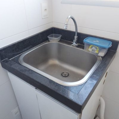 Apartamentos com 76m², 2 quartos (sendo 1 suíte), 2 garagens, no bairro Carvoeira em Florianópolis