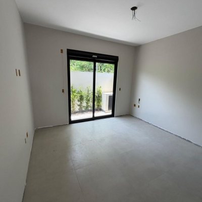 Casa Residencial com 130m², no bairro Sertão Do Maruim em São José