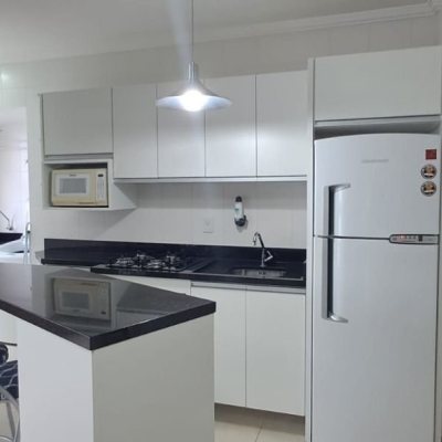 Apartamentos com 84m², 2 quartos, 1 suíte, 1 garagem, no bairro Cachoeira Do Bom Jesus em Florianópolis