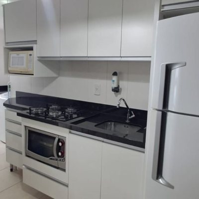 Apartamentos com 84m², 2 quartos, 1 suíte, 1 garagem, no bairro Cachoeira Do Bom Jesus em Florianópolis