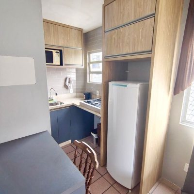 Apartamentos com 31m², 1 quarto, no bairro Canasvieiras em Florianópolis