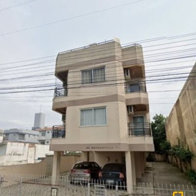 Apartamentos com 31m², 1 quarto, no bairro Canasvieiras em Florianópolis