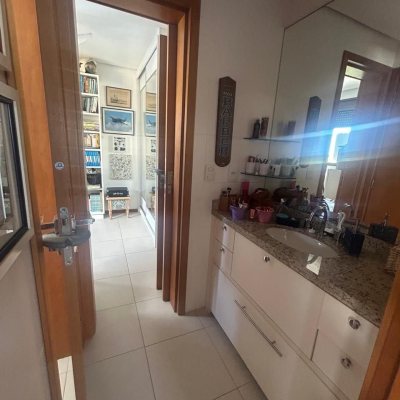 Apartamentos com 102m², 3 quartos, 1 suíte, 1 garagem, no bairro Campeche em Florianópolis