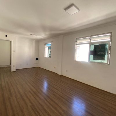 Apartamentos com 48m², 2 quartos, 1 garagem, no bairro Campinas em São José
