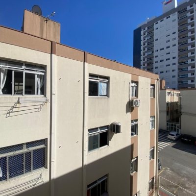 Apartamentos com 48m², 2 quartos, 1 garagem, no bairro Campinas em São José