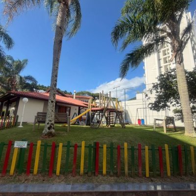 Apartamentos com 74m², 3 quartos, 1 suíte, 1 garagem, no bairro Itacorubi em Florianópolis