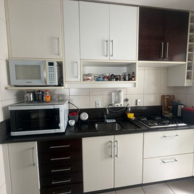 Apartamentos com 74m², 3 quartos, 1 suíte, 1 garagem, no bairro Itacorubi em Florianópolis