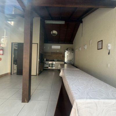 Apartamentos com 74m², 3 quartos, 1 suíte, 1 garagem, no bairro Itacorubi em Florianópolis