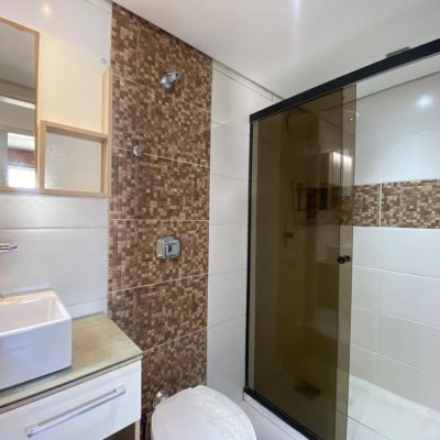 Apartamentos com 56m², 2 quartos, 1 garagem, no bairro Coqueiros em Florianópolis