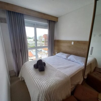 Studio Residencial com 32m², 1 garagem, no bairro Centro em Florianópolis