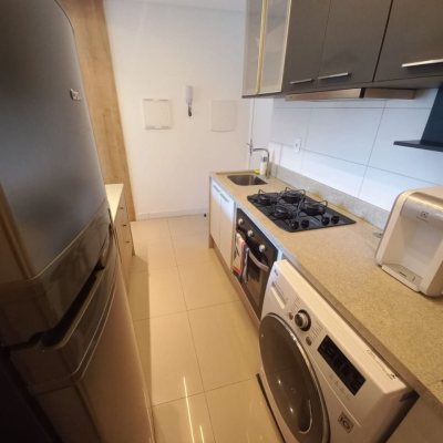 Studio Residencial com 32m², 1 garagem, no bairro Centro em Florianópolis