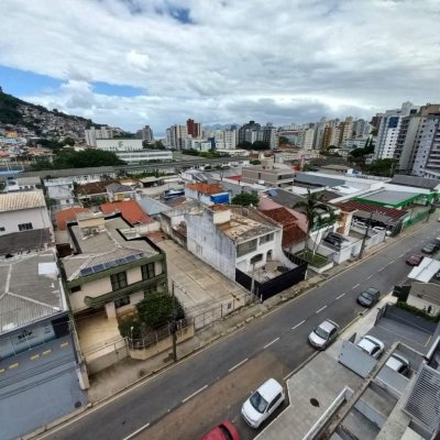 Studio Residencial com 32m², 1 garagem, no bairro Centro em Florianópolis
