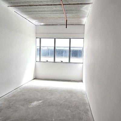 Sala com 25m², 1 garagem, no bairro Vargem Pequena em Florianópolis