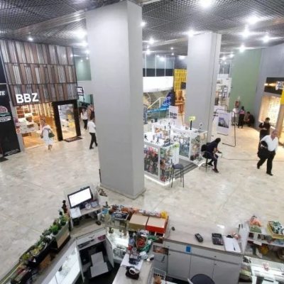 Sala com 40m², no bairro Centro em Florianópolis