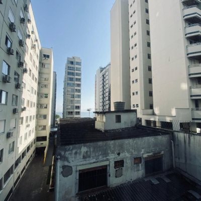 Apartamentos com 84m², 3 quartos, 1 suíte, 1 garagem, no bairro Centro em Florianópolis