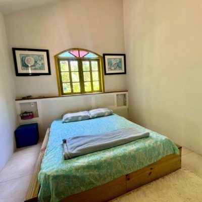 Casa Residencial com 80m², 3 quartos, 4 garagens, no bairro Campeche em Florianópolis