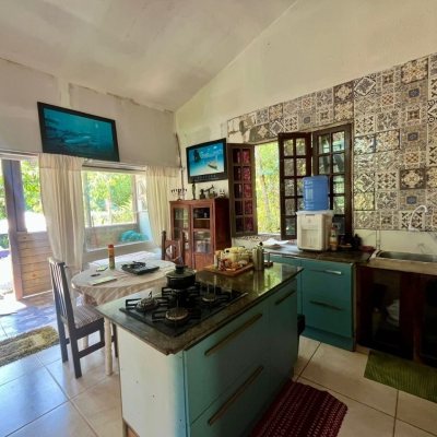 Casa Residencial com 80m², 3 quartos, 4 garagens, no bairro Campeche em Florianópolis