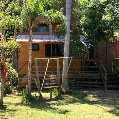 Casa Residencial com 80m², 3 quartos, 4 garagens, no bairro Campeche em Florianópolis