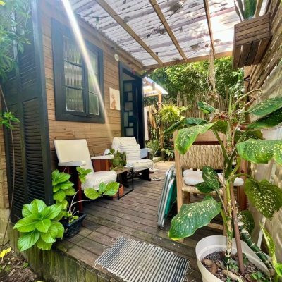 Casa Residencial com 80m², 3 quartos, 4 garagens, no bairro Campeche em Florianópolis