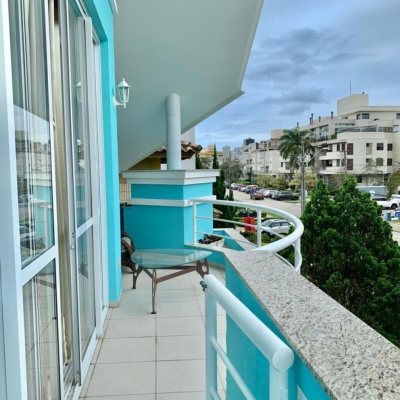 Casa Residencial com 269m², 3 quartos, 2 suítes, 6 garagens, no bairro Jurerê em Florianópolis