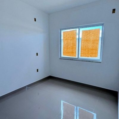 Casa Residencial com 79m², 3 quartos (sendo 1 suíte), 1 garagem, no bairro Sertão Do Maruim em São José