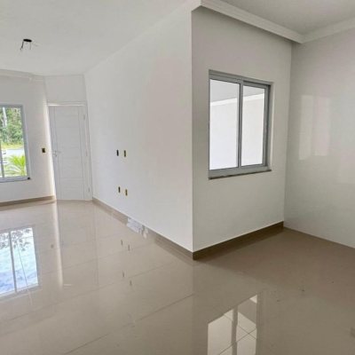 Casa Residencial com 79m², 3 quartos (sendo 1 suíte), 1 garagem, no bairro Sertão Do Maruim em São José