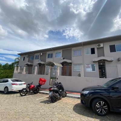 Apartamentos com 57m², 2 quartos, 1 garagem, no bairro Areias em São José