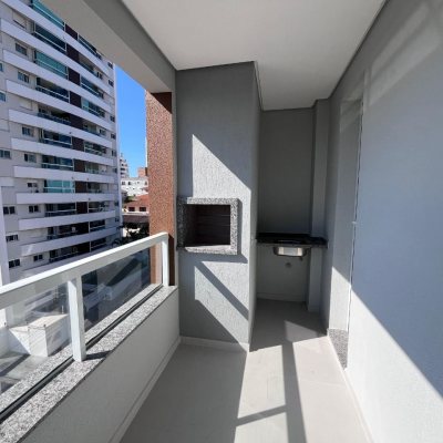 Apartamentos com 78m², 2 quartos, 1 suíte, 1 garagem, no bairro Barreiros em São José