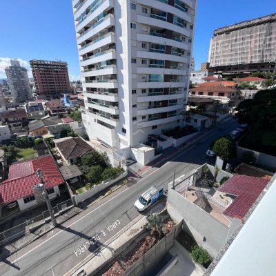 Apartamentos com 78m², 2 quartos, 1 suíte, 1 garagem, no bairro Barreiros em São José