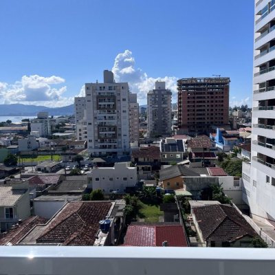 Apartamentos com 78m², 2 quartos, 1 suíte, 1 garagem, no bairro Barreiros em São José