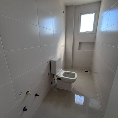Apartamentos com 78m², 2 quartos, 1 suíte, 1 garagem, no bairro Barreiros em São José