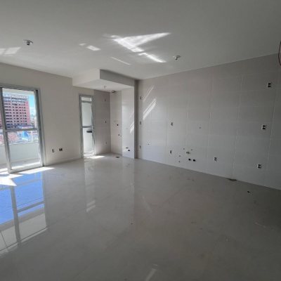 Apartamentos com 78m², 2 quartos, 1 suíte, 1 garagem, no bairro Barreiros em São José