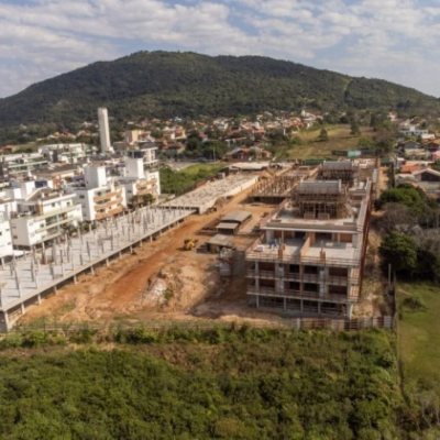 Apartamentos com 73m², 2 quartos, 1 suíte, 2 garagens, no bairro Campeche em Florianópolis
