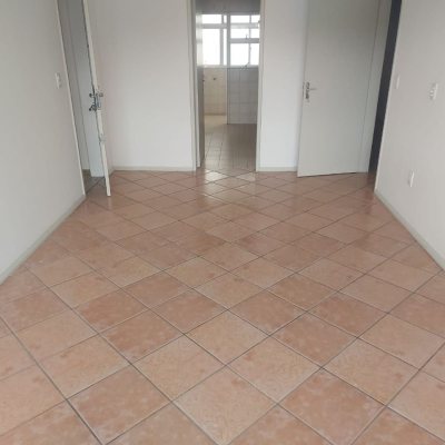 Apartamentos com 101m², 3 quartos, 1 suíte, 1 garagem, no bairro Carvoeira em Florianópolis