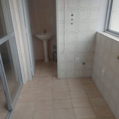 Apartamentos com 101m², 3 quartos, 1 suíte, 1 garagem, no bairro Carvoeira em Florianópolis