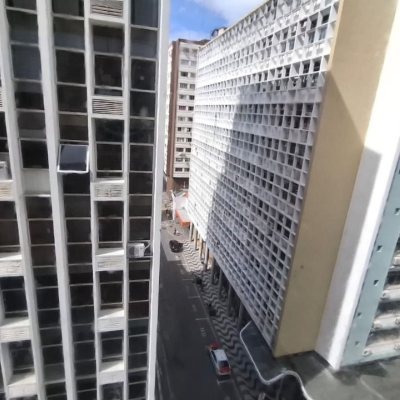 Sala com 71m², no bairro Centro em Florianópolis