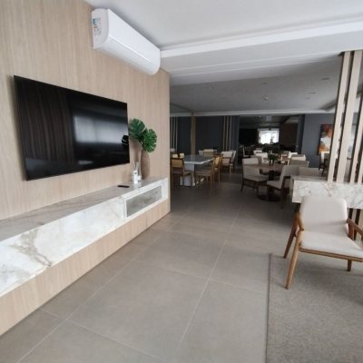 Apartamentos com 176m², 3 quartos (sendo 3 suítes), 3 garagens, no bairro Cacupé em Florianópolis