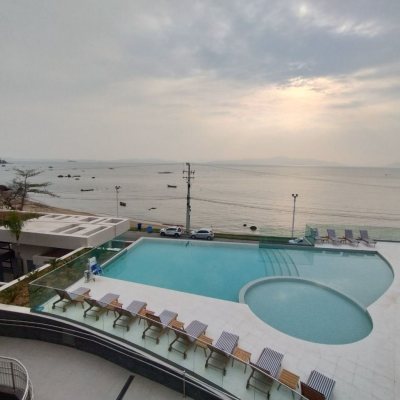 Apartamentos com 176m², 3 quartos (sendo 3 suítes), 3 garagens, no bairro Cacupé em Florianópolis