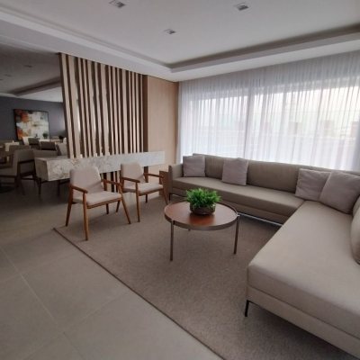 Apartamentos com 176m², 3 quartos (sendo 3 suítes), 3 garagens, no bairro Cacupé em Florianópolis