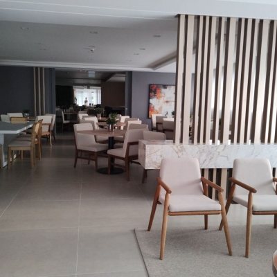 Apartamentos com 176m², 3 quartos (sendo 3 suítes), 3 garagens, no bairro Cacupé em Florianópolis