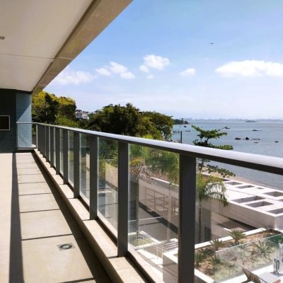 Apartamentos com 176m², 3 quartos (sendo 3 suítes), 3 garagens, no bairro Cacupé em Florianópolis