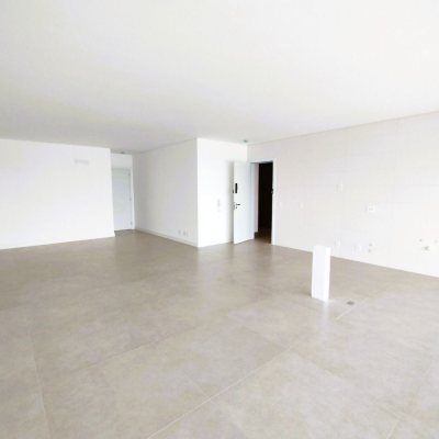 Apartamentos com 176m², 3 quartos (sendo 3 suítes), 3 garagens, no bairro Cacupé em Florianópolis